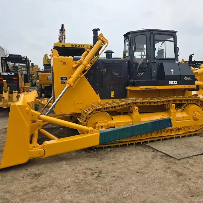 Tracked Bulldozer SEM818F 180H - огляд і ціна Heavy Equipment Working